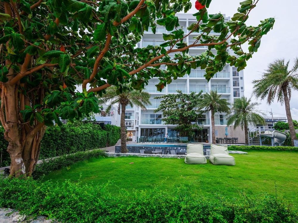 Worita Cove Hotel Na Chom Thian Luaran gambar