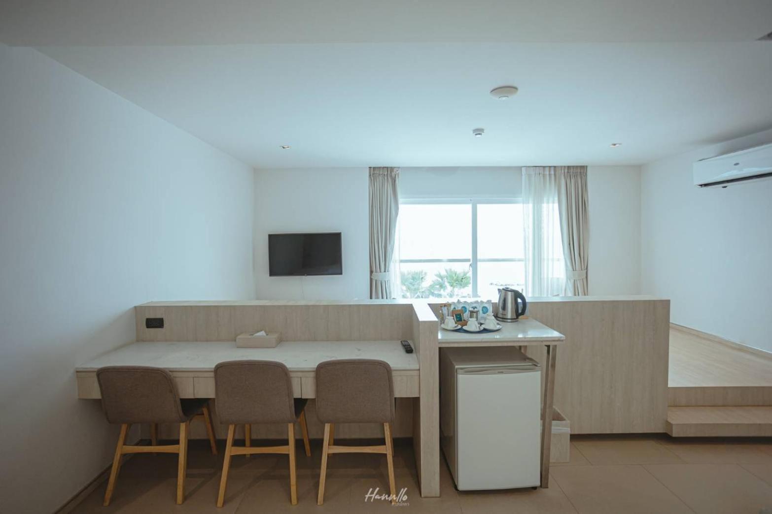 Worita Cove Hotel Na Chom Thian Luaran gambar