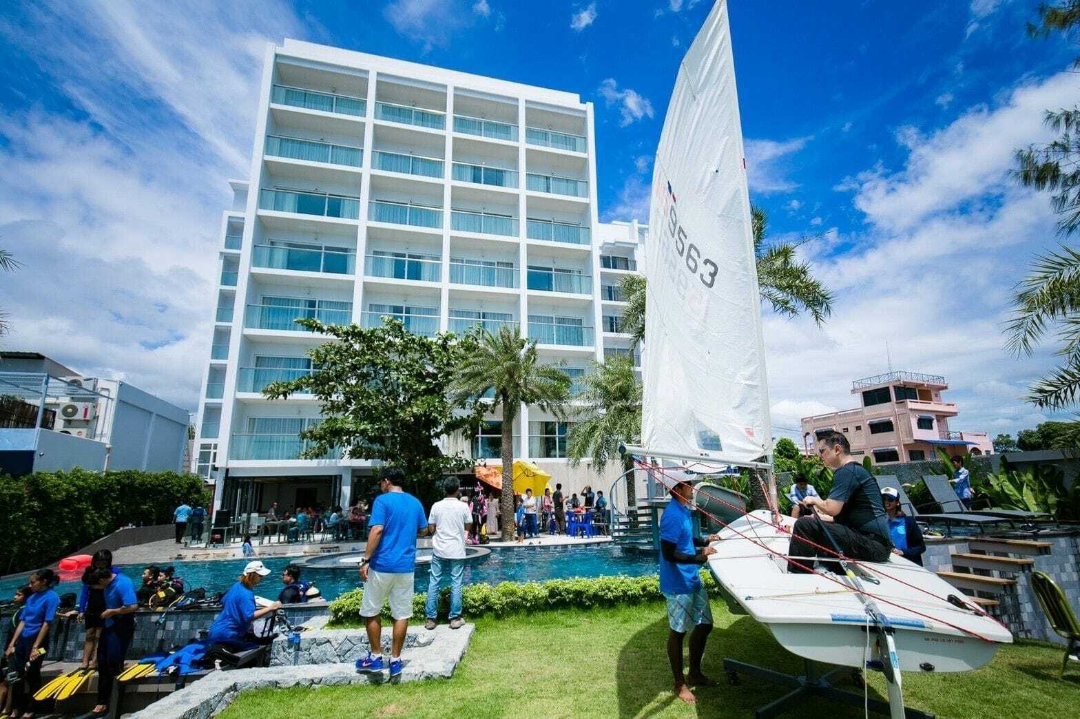Worita Cove Hotel Na Chom Thian Luaran gambar